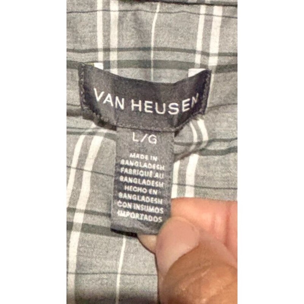 Button down - Picture 4 of 9